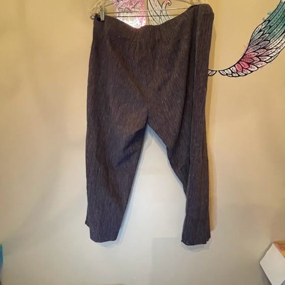 Women's Jones New York Stretch Ankle Pants - Picture 2 of 3